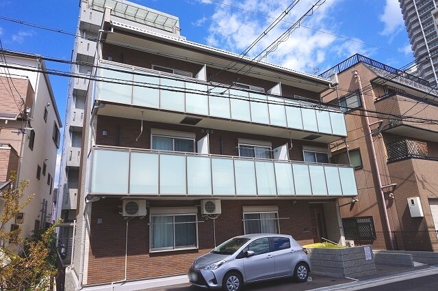 2/4 外観