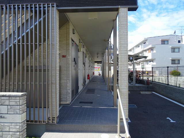 3/5 エントランス