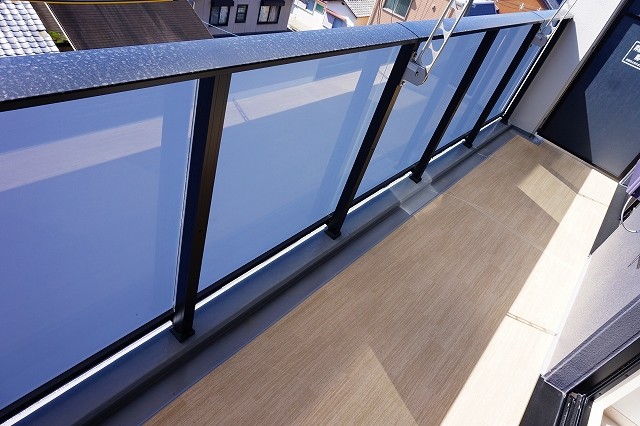 18/30 バルコニー