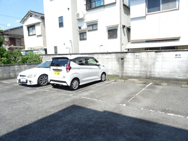 3/4 駐車場