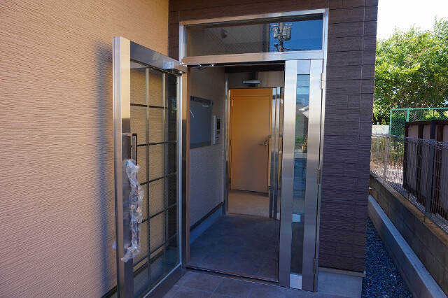 3/4 エントランス