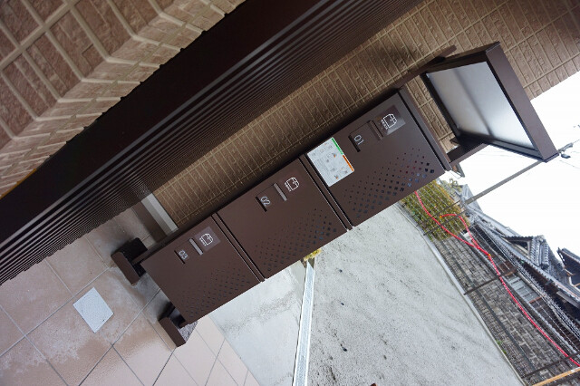 25/30 エントランス