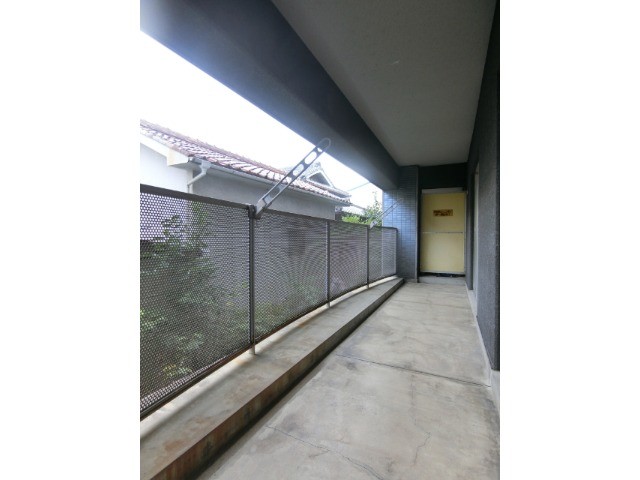 20/30 バルコニー