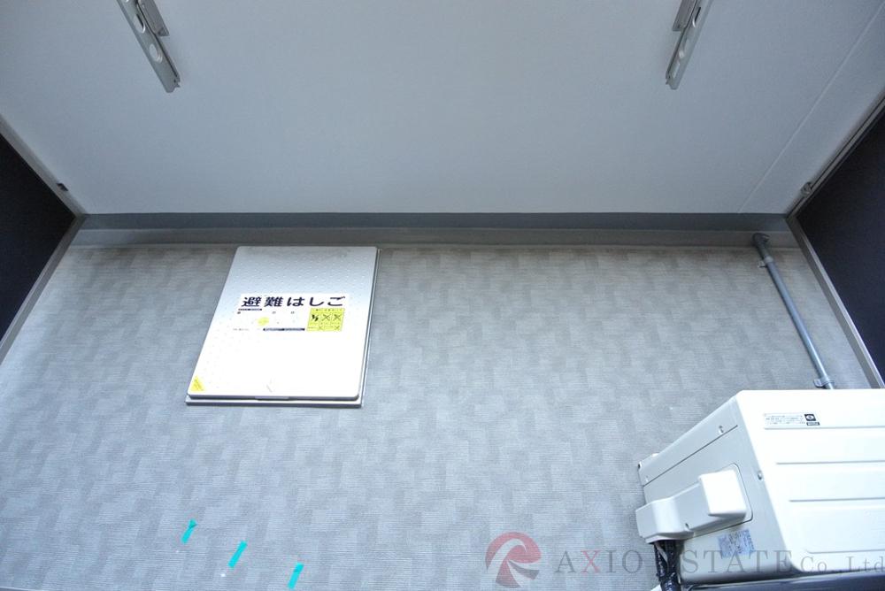 19/30 バルコニー