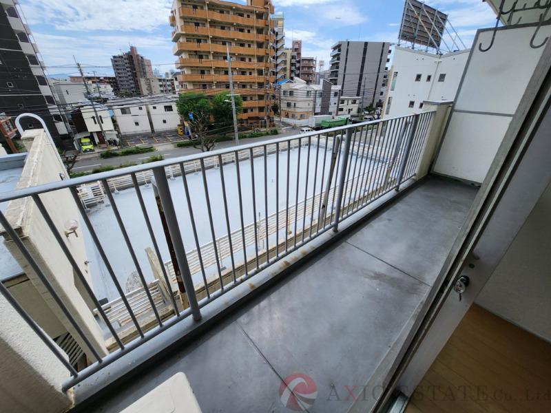 23/30 バルコニー