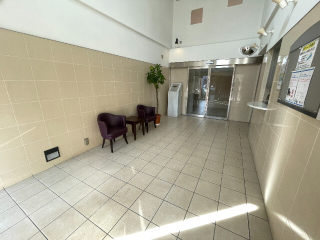 22/29 エントランス