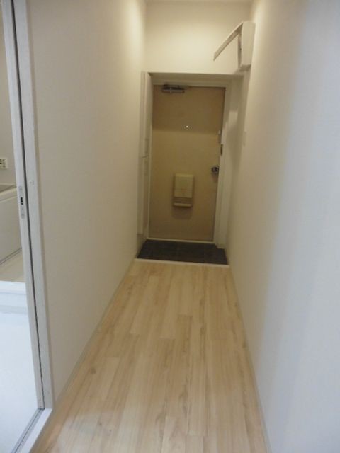 13/30 玄関