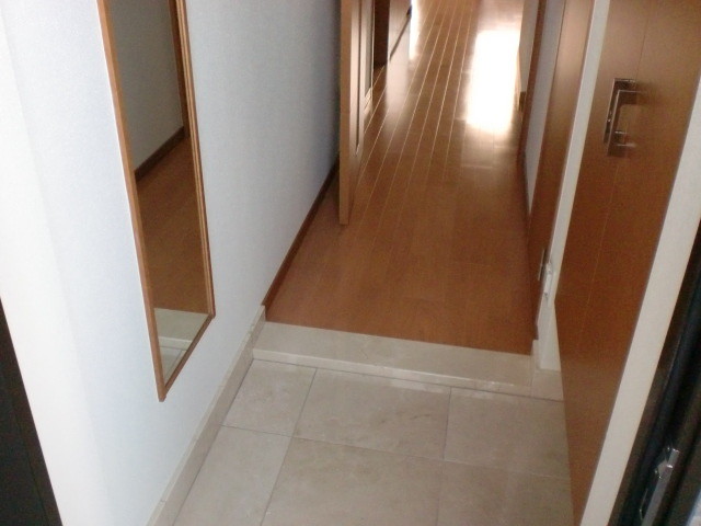 15/30 玄関