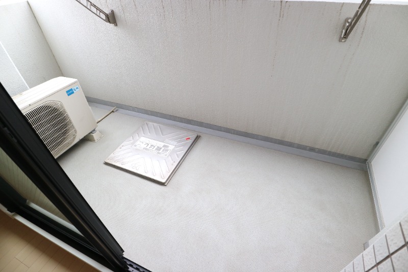 15/22 バルコニー