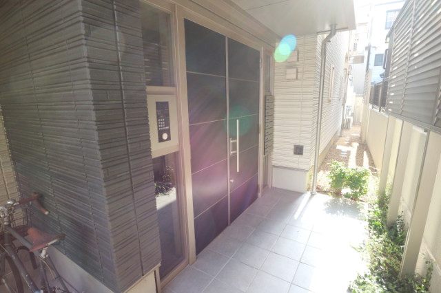 19/21 エントランス