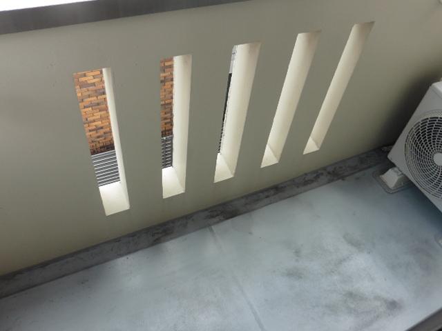 25/30 バルコニー