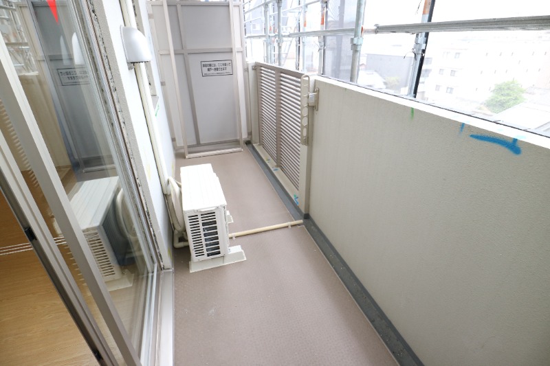14/25 バルコニー