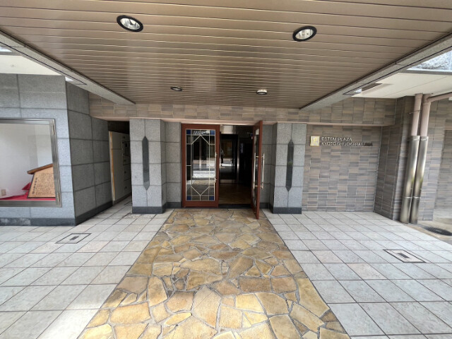 29/30 エントランス