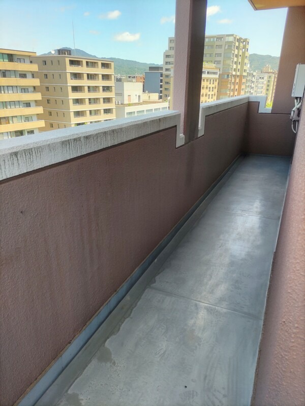 15/18 バルコニー