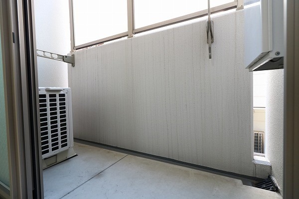 13/23 バルコニー