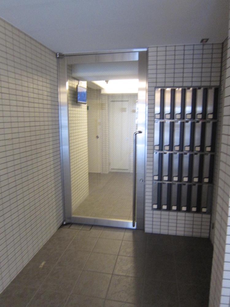 19/22 エントランス