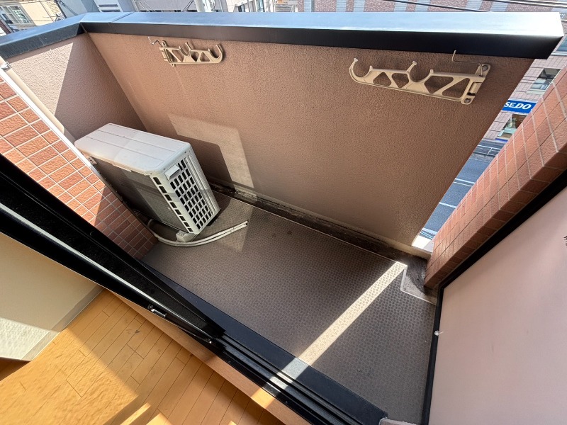 16/25 バルコニー