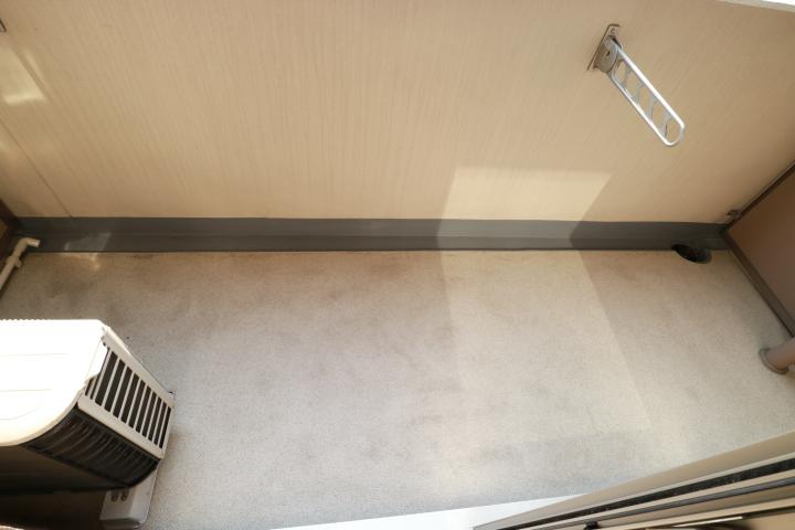 23/30 バルコニー