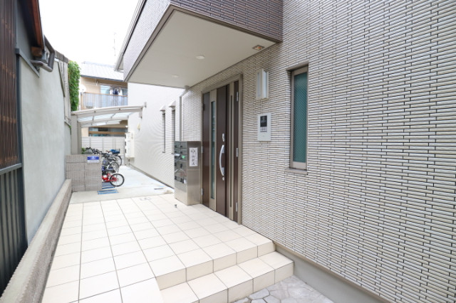 6/8 エントランス