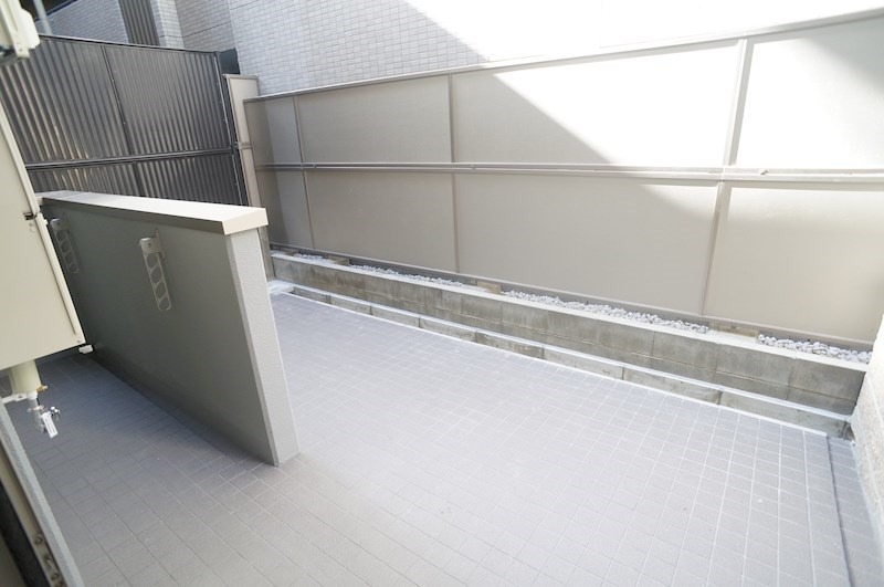 13/21 バルコニー