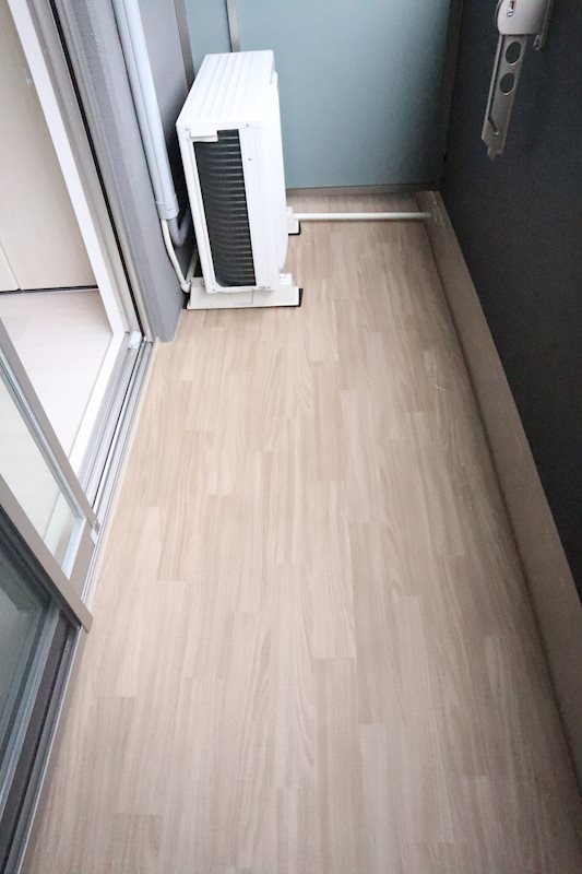 13/22 バルコニー