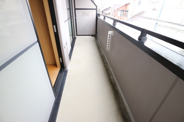 19/30 バルコニー