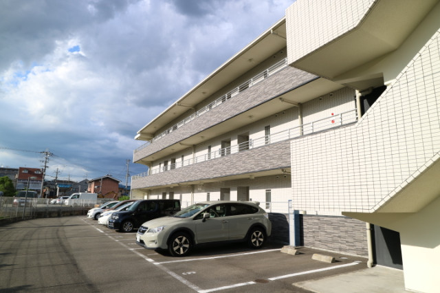 7/8 駐車場