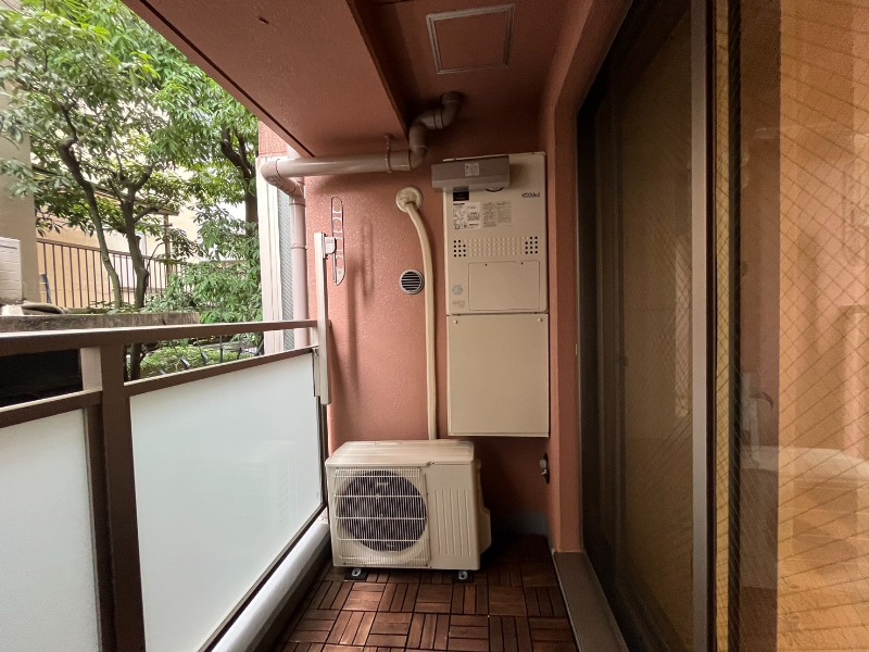 20/30 バルコニー