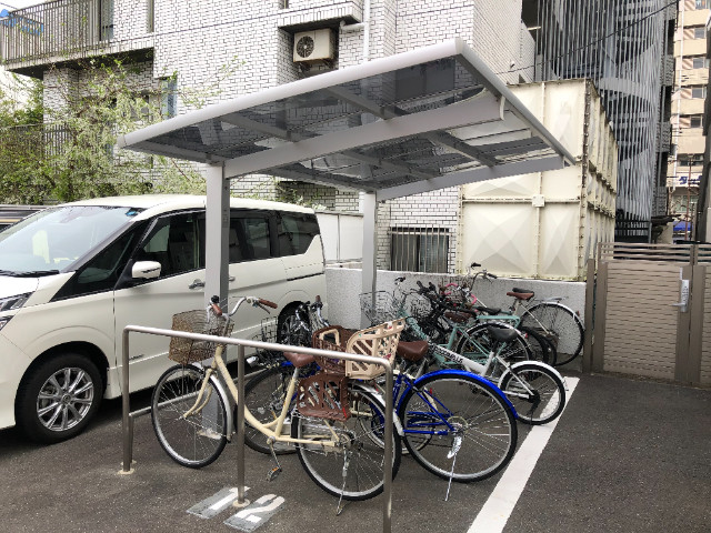 22/23 駐車場
