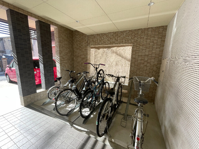 2/3 エントランス