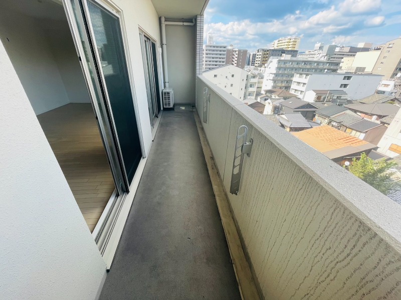 18/30 バルコニー