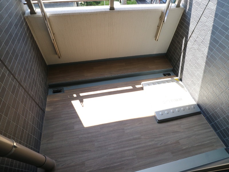 21/30 バルコニー