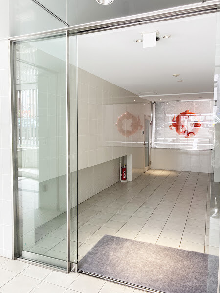 2/3 エントランス