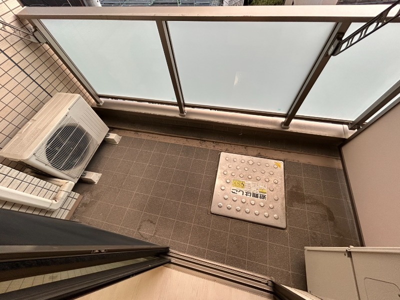 13/21 バルコニー