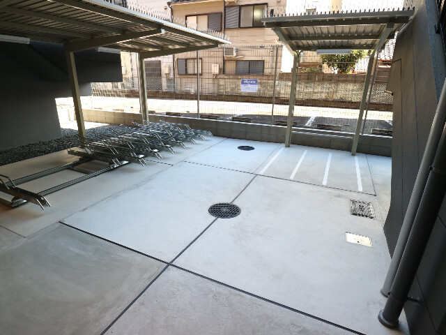 3/5 駐車場
