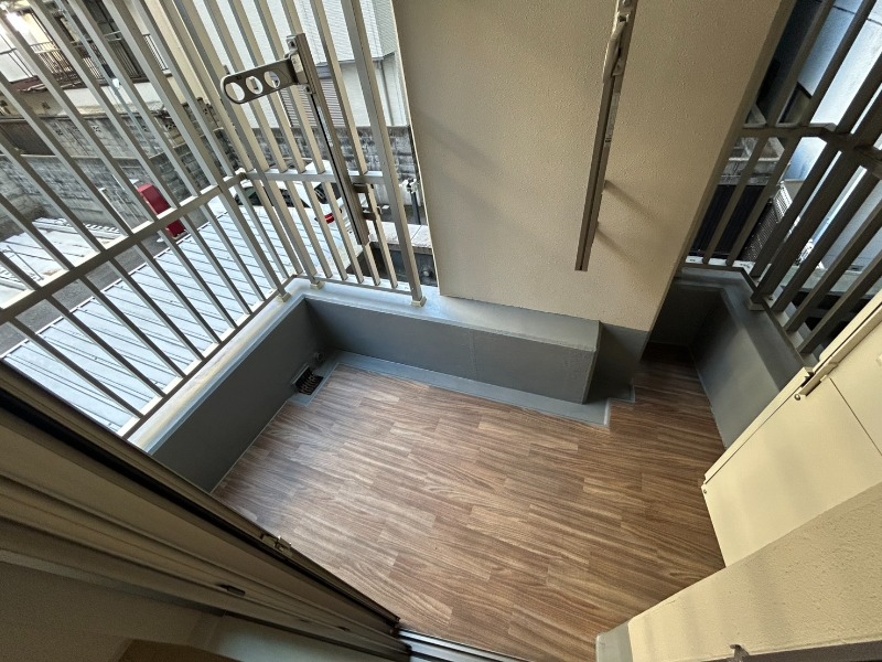 18/30 バルコニー