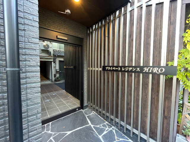 17/18 エントランス