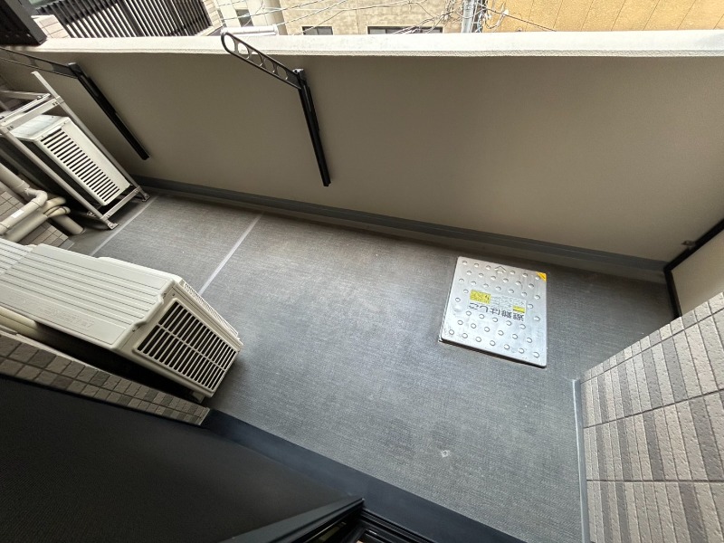 21/30 バルコニー