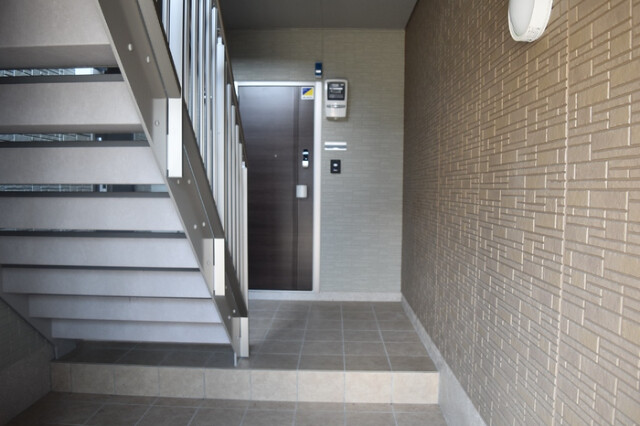 17/20 エントランス