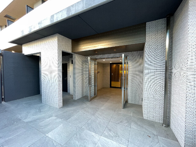 2/5 エントランス