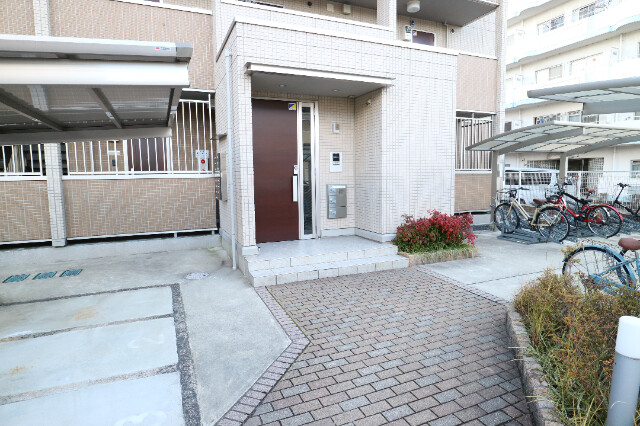 7/8 エントランス