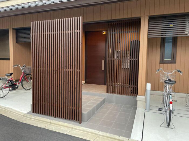 2/3 エントランス