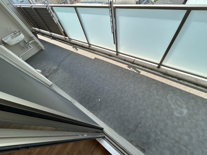 19/30 バルコニー