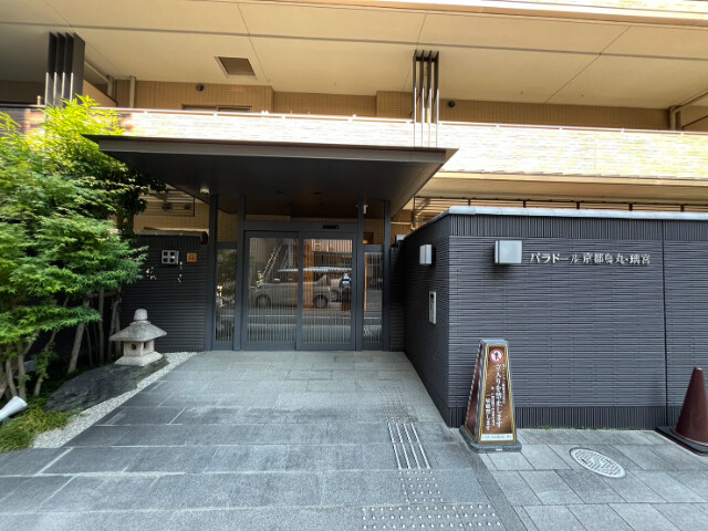 2/3 エントランス