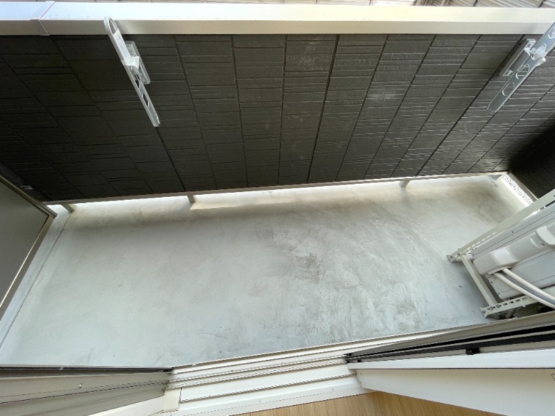 17/28 バルコニー