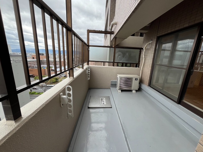 17/28 バルコニー