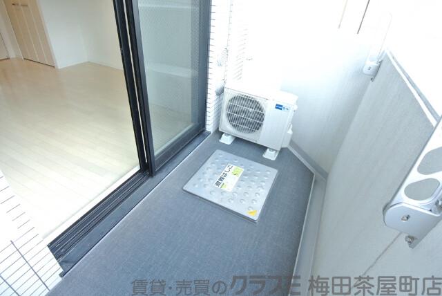 19/30 バルコニー