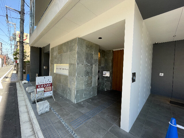 2/3 エントランス