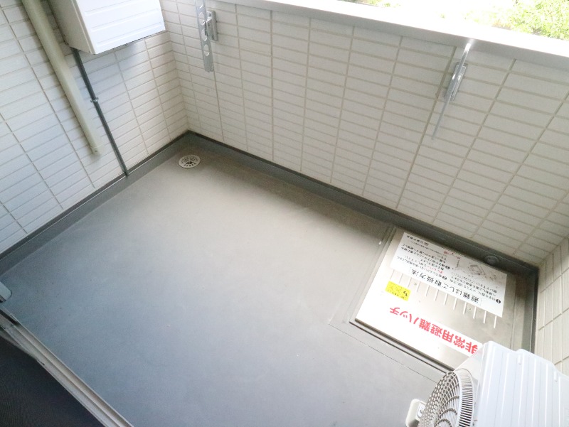 15/28 バルコニー