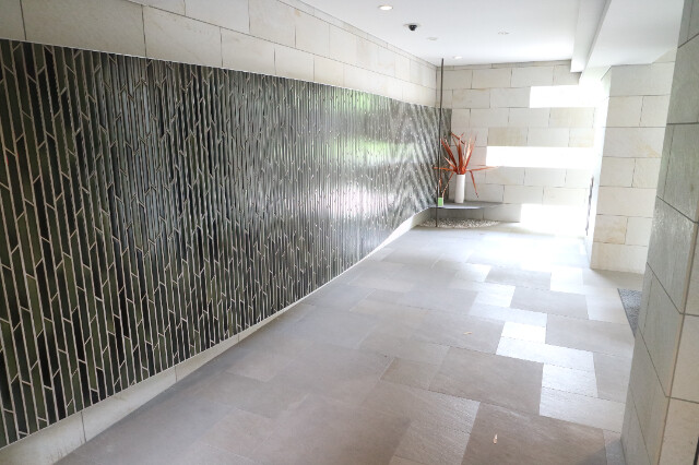 29/30 エントランス